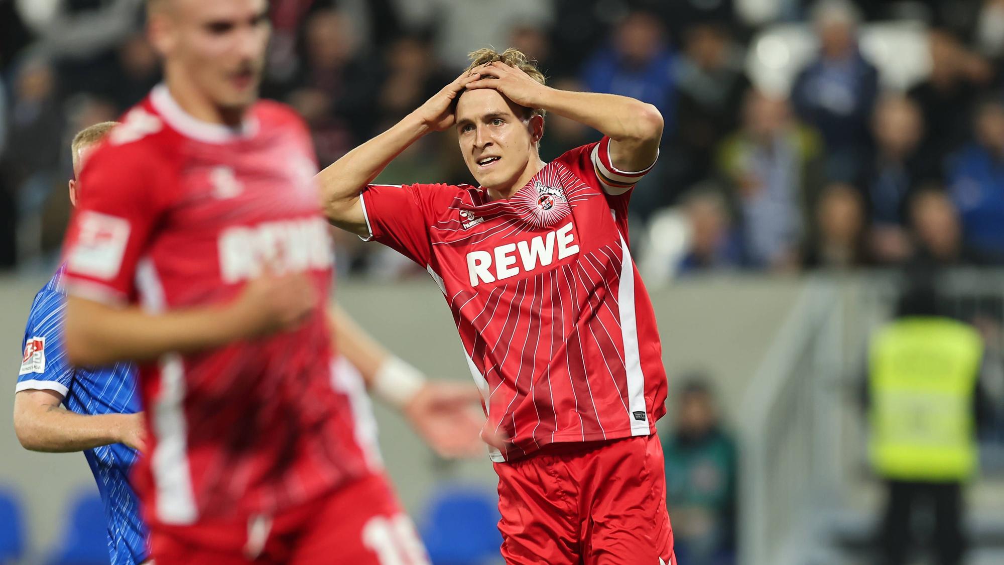 18.10.2024, xdcx, Fussball 2. Bundesliga, SV Darmstadt 98 - 1. FC Köln, emonline, emspor, despor, v.l., Timo Hübers 1. FC Köln enttaeuscht, enttaeuscht schauend, dissapointed, traurig, frustiert, frust, gefrustet DFL/DFB REGULATIONS PROHIBIT ANY USE OF PHOTOGRAPHS AS IMAGE SEQUENCES AND/OR QUASI-VIDEO. *** 18 10 2024, xdcx, Soccer 2 Bundesliga, SV Darmstadt 98 1 FC Köln, emonline, emspor, despor, v l , Timo Hübers 1 FC Köln enttaeuscht, enttaeuscht schauend, dissapointed, traurig, frustiert, frustiert, gefrustet DFL DFB REGULATIONS PROHIBIT ANY USE OF PHOTOGRAPHS AS IMAGE SEQUENCES AND OR QUASI VIDEO Copyright: HMBxMedia/Claus