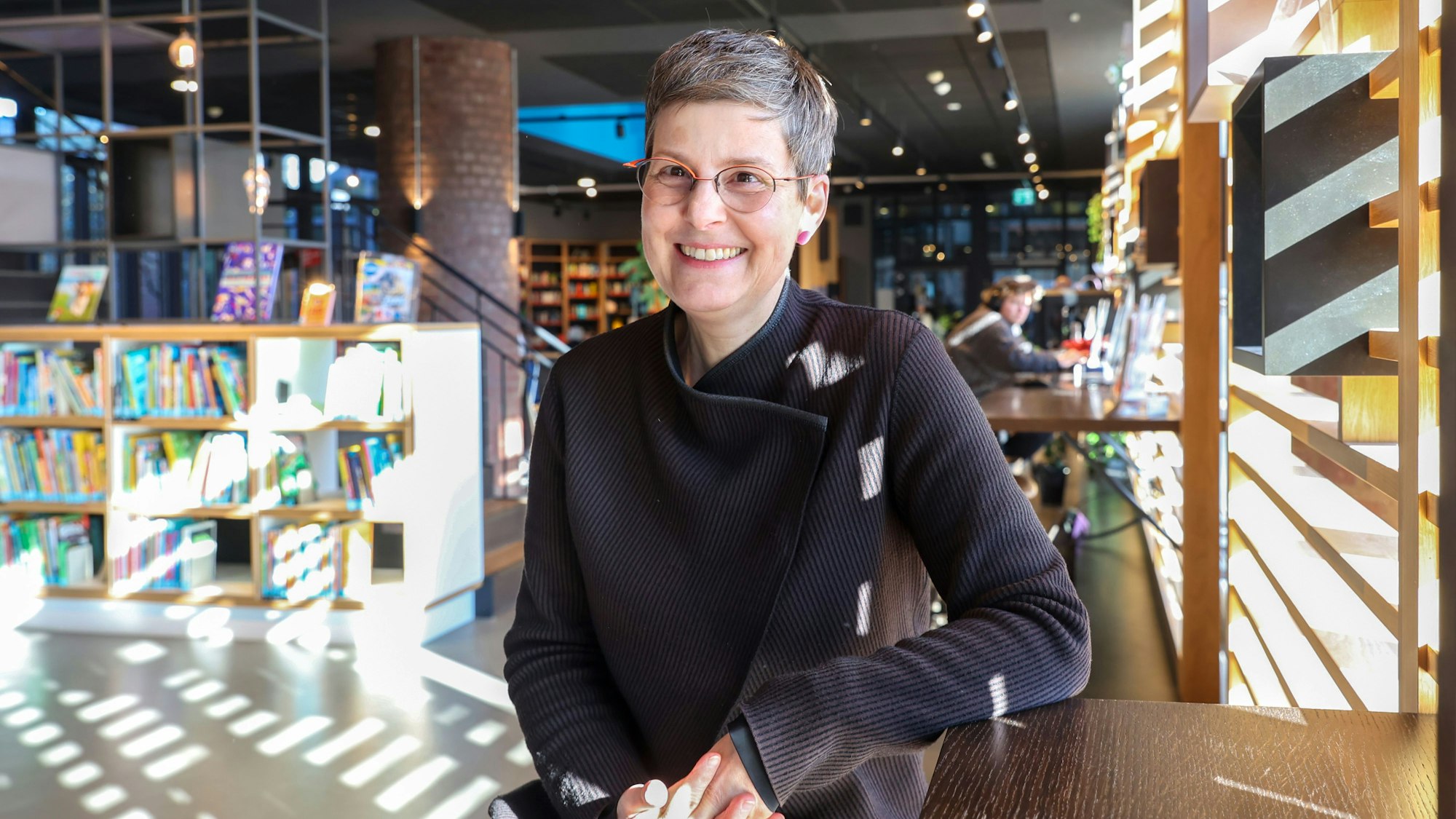 Anja Flicker ist neue Direktorin der Kölner Stadtbibliothek.