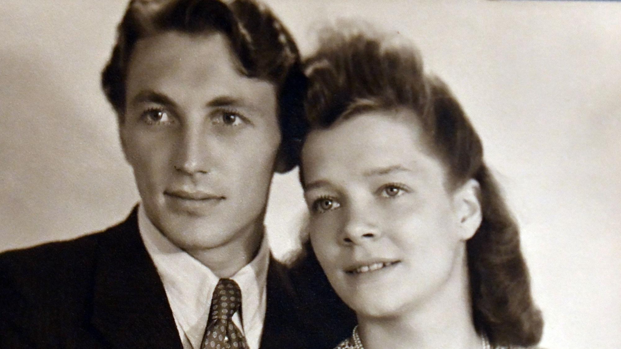 Nach seiner Kriegsgefangenschaft lernt Schneider seine Frau kennen.