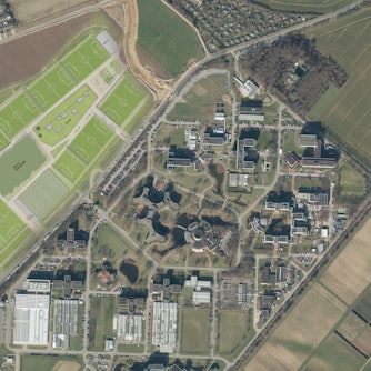 So könnte das Bayer-04-Profitrainingszentrum gebaut werden. Links liegt Monheim, rechts Bayer Crop Science