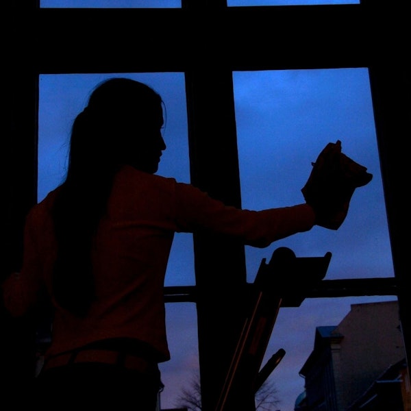 Die Fenster dreimal putzen, weil es sonst Pech bringt. Marotten, komische Angewohnheiten also, sind weit verbreitet.