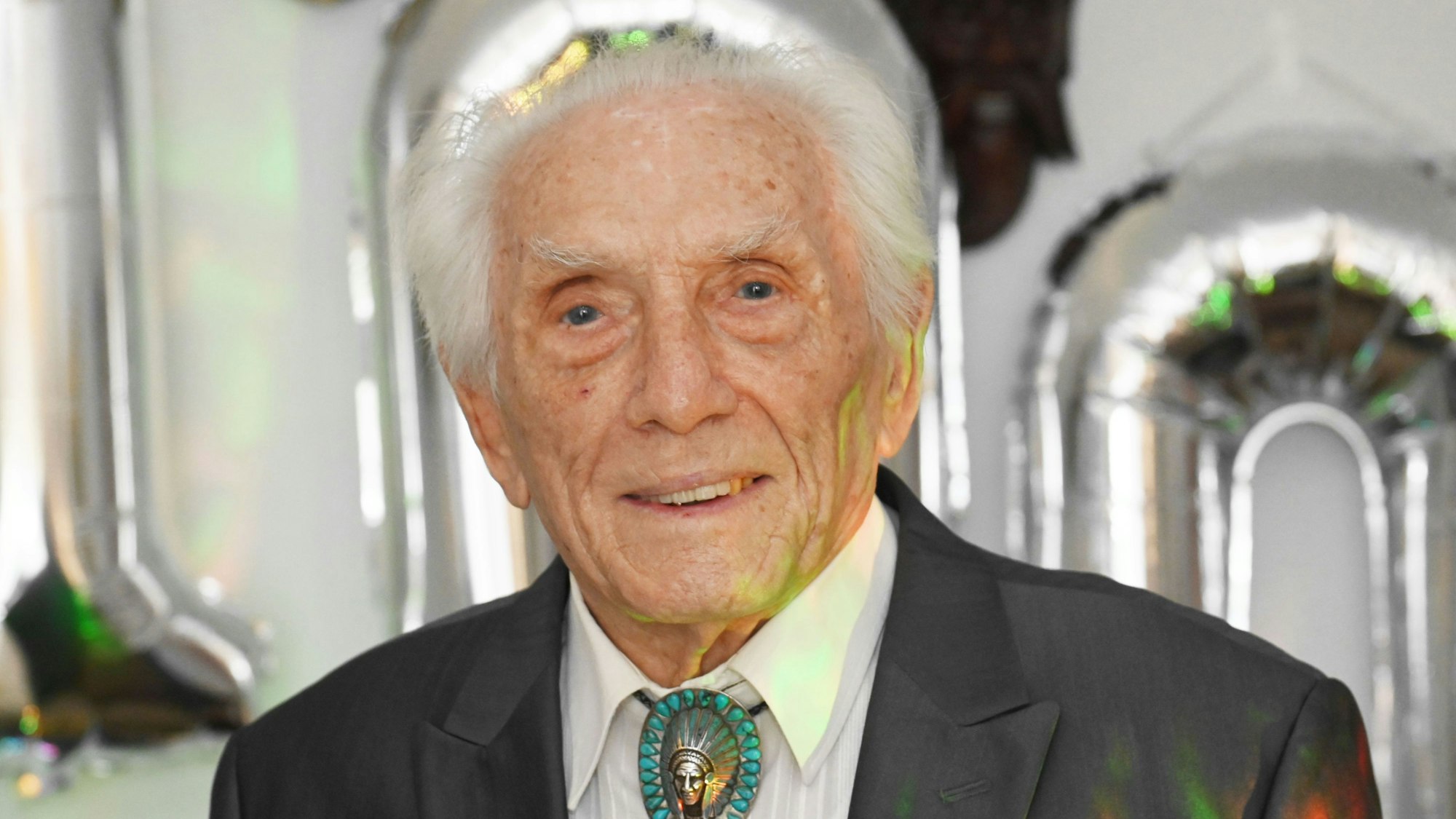 Der gebürtige Ehrenfelder Wilhelm Schneider feiert seinen 100. Geburtstag.