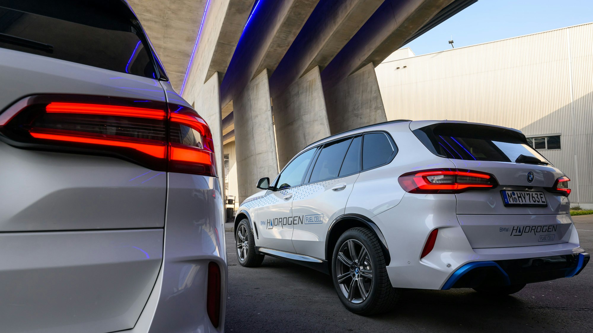 Globale Autokonzerne erleben Gewinneinbruch, vor allem bei Renault, Nissan und Mazda. Geopolitische Spannungen belasten die Industrie. (Symbolbild)