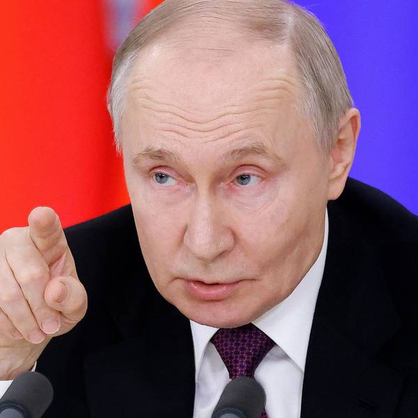 Wladimir Putin spricht während einer gemeinsamen Pressekonferenz mit dem belarussischen Präsidenten Lukaschenko.