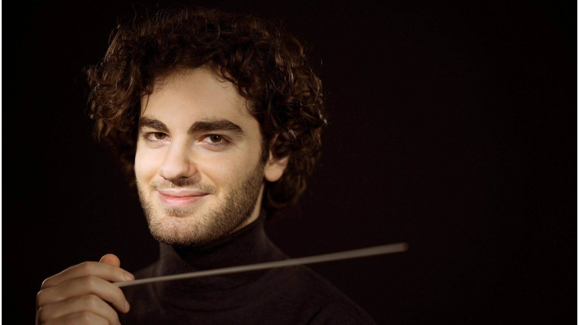 Emmanuel Tjeknavorian