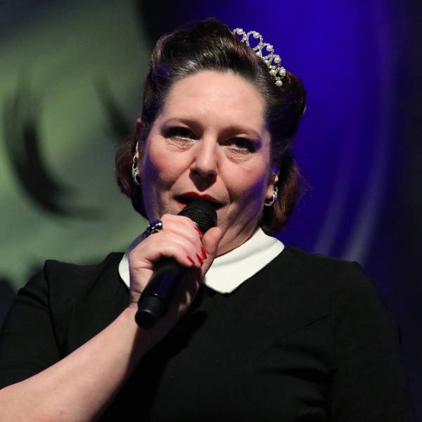 AnNa R. während einem Konzert im Oktober 2023.