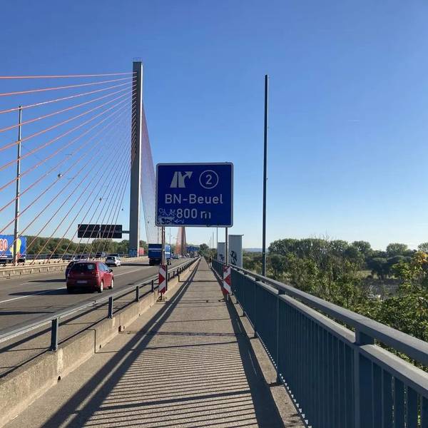 Die Bonner Nordbrücke soll eigentlich neu gebaut und deutlich verbreitert werden.