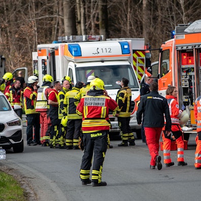 Trotz umgehend eingeleiteter Rettungsmaßnahmen (Symbolfoto) konnten die Leben der beiden Frauen nicht gerettet werden.