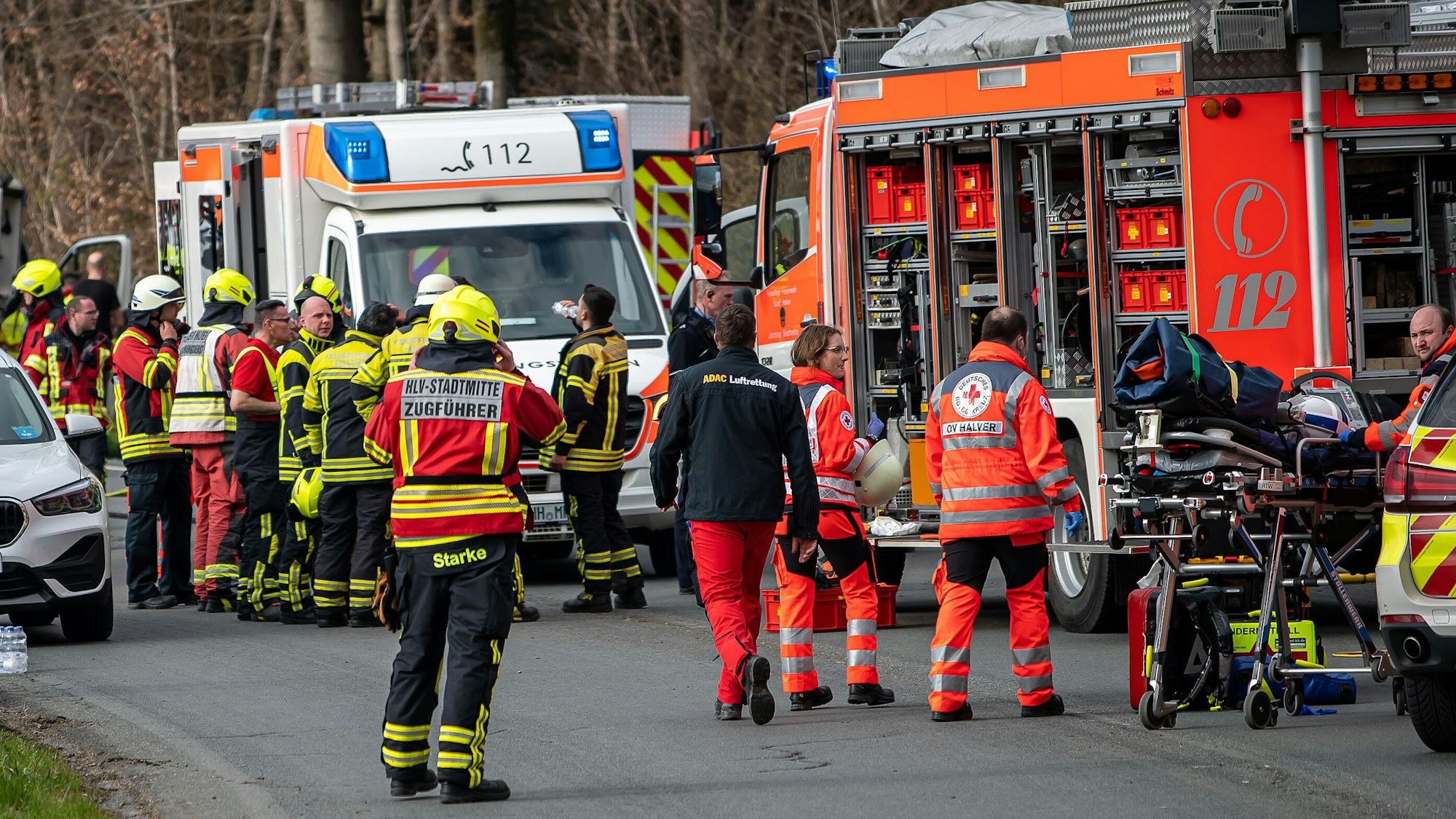 Trotz umgehend eingeleiteter Rettungsmaßnahmen (Symbolfoto) konnten die Leben der beiden Frauen nicht gerettet werden.