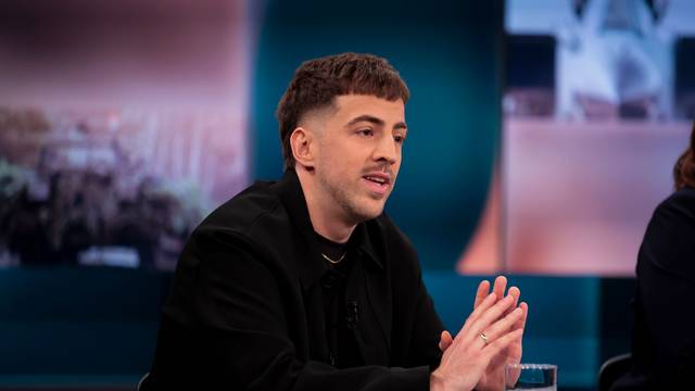 Bundeswehr-Jugendoffizier David Matei bei seinem Auftritt bei „hart aber fair“ am Montagabend.