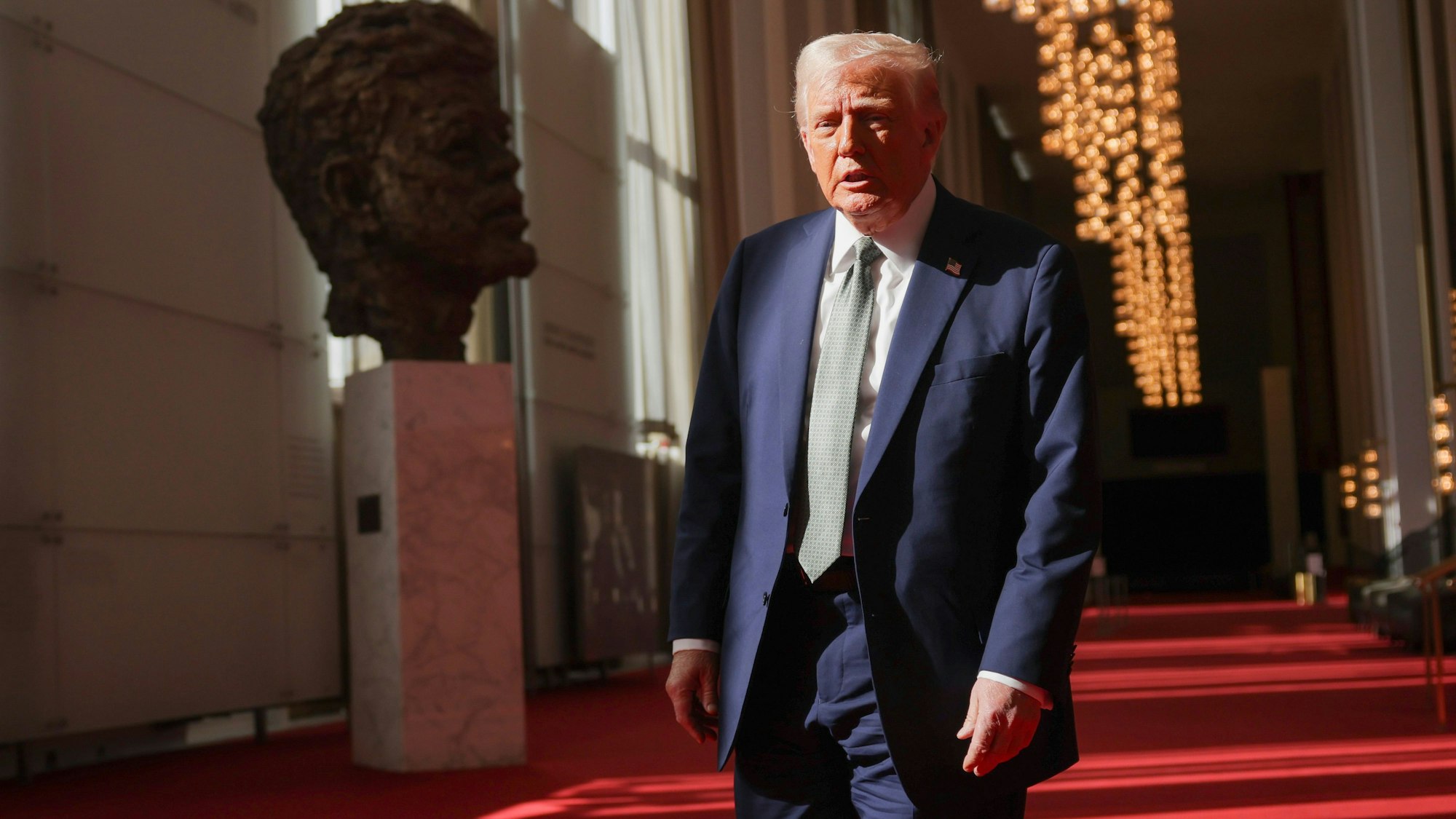 US-Präsident Donald Trump bringt mit seinem Zollstreit die Wirtschaft ins Wanken.