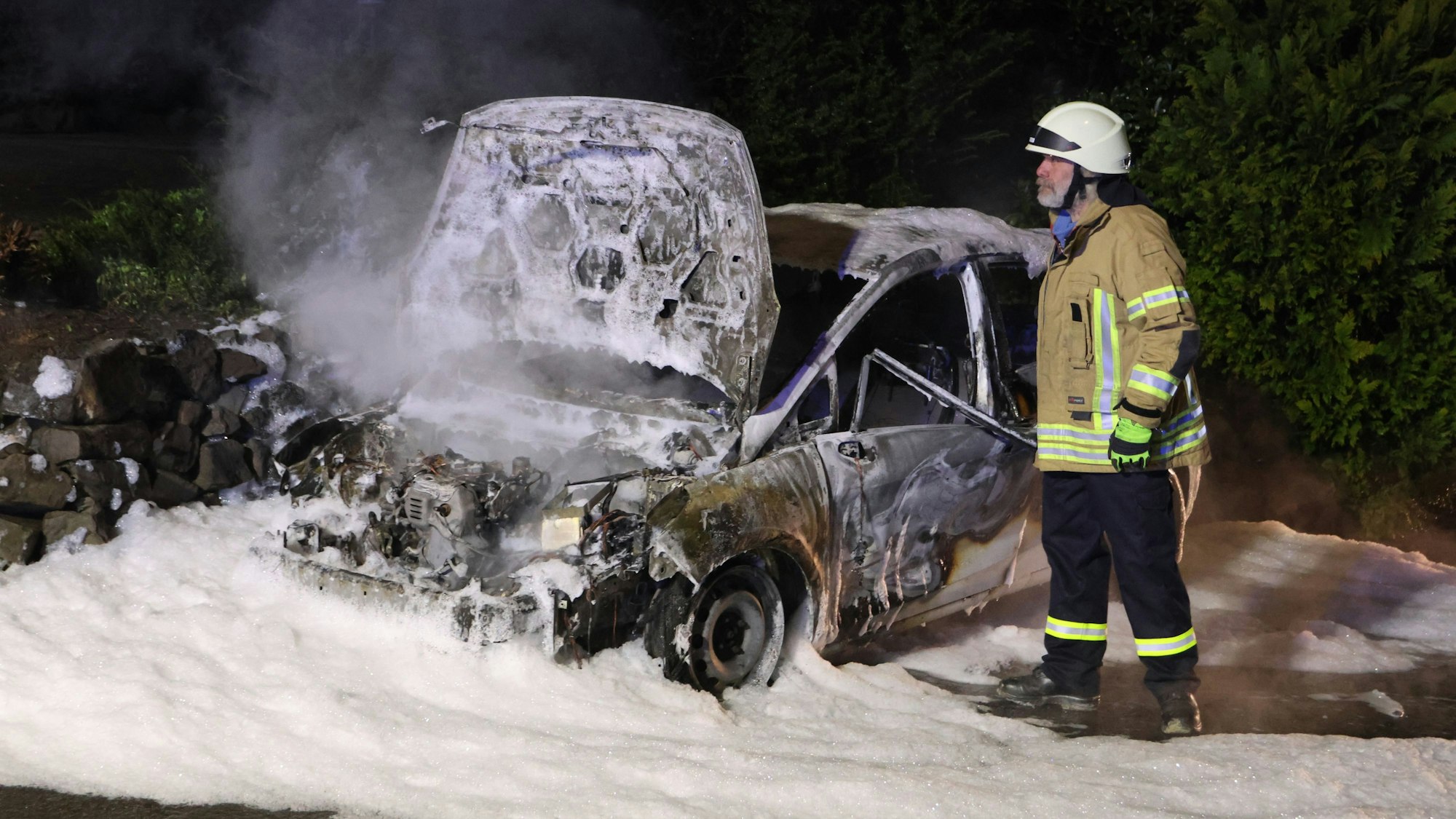 Ein Fahrzeugbrand.