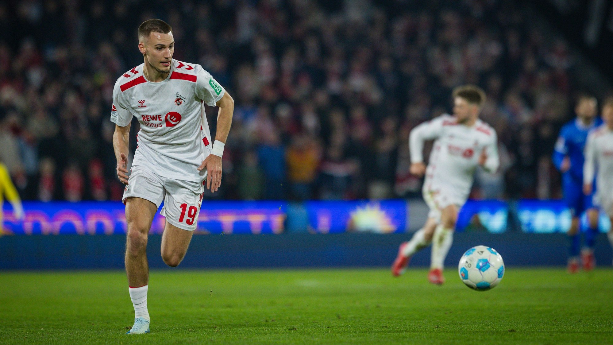 Tim Lemperle brachte gegen Darmstadt eine vollständig neue Dynamik ins Spiel.