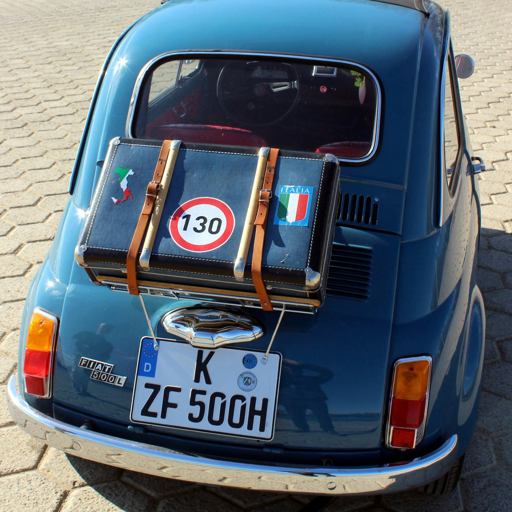 Koffer auf einem Fiat 500