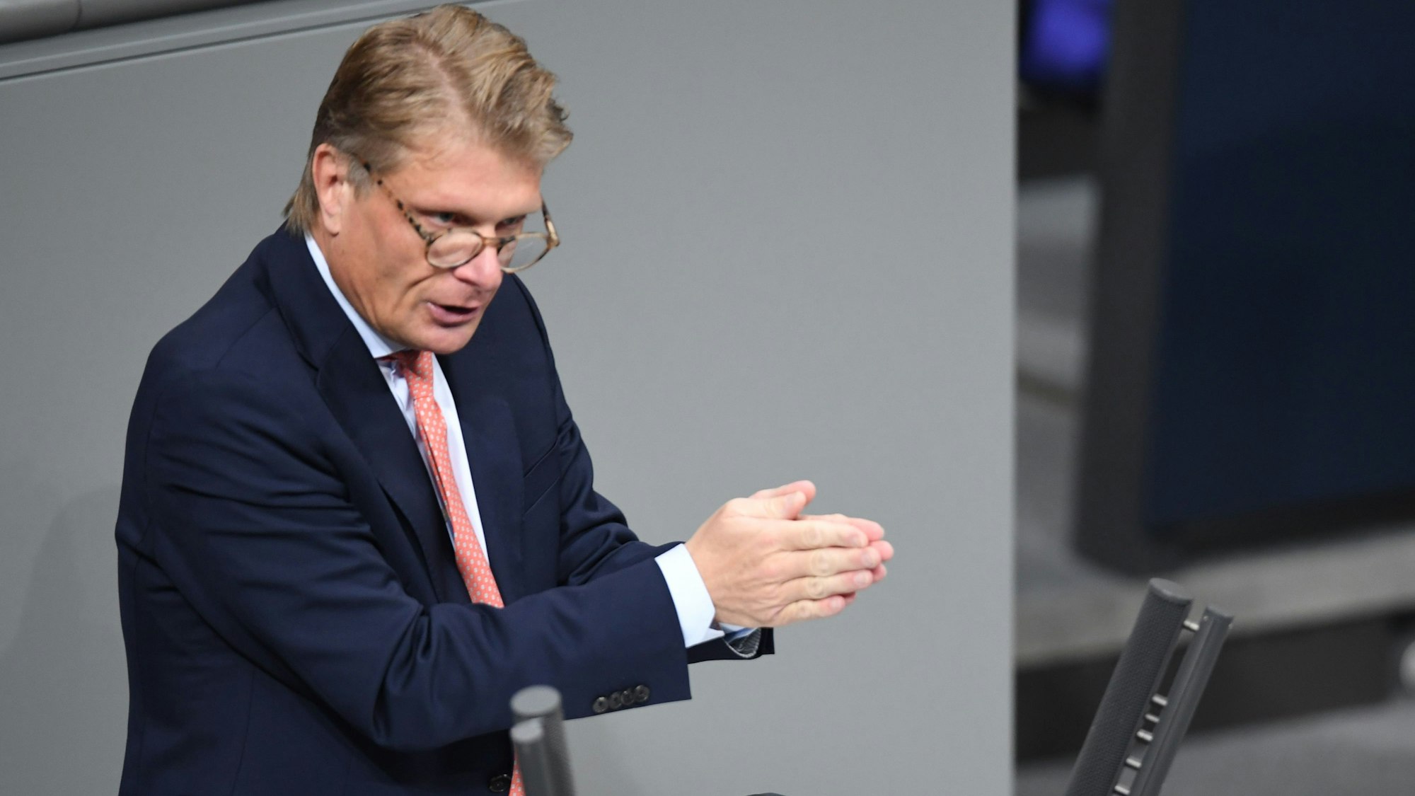 Thomas Bareiß (CDU/CSU) spricht im Plenum des Deutschen Bundestages.