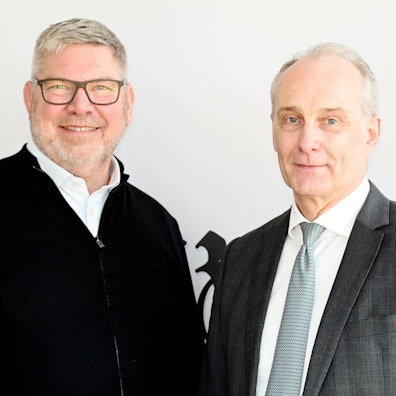 Daniel Dellmann und Professor Axel Goßmann (rechts), die Geschäftsführer der Kliniken der Stadt Köln, zu Besuch in der Redaktion des Kölner Stadt-Anzeiger.