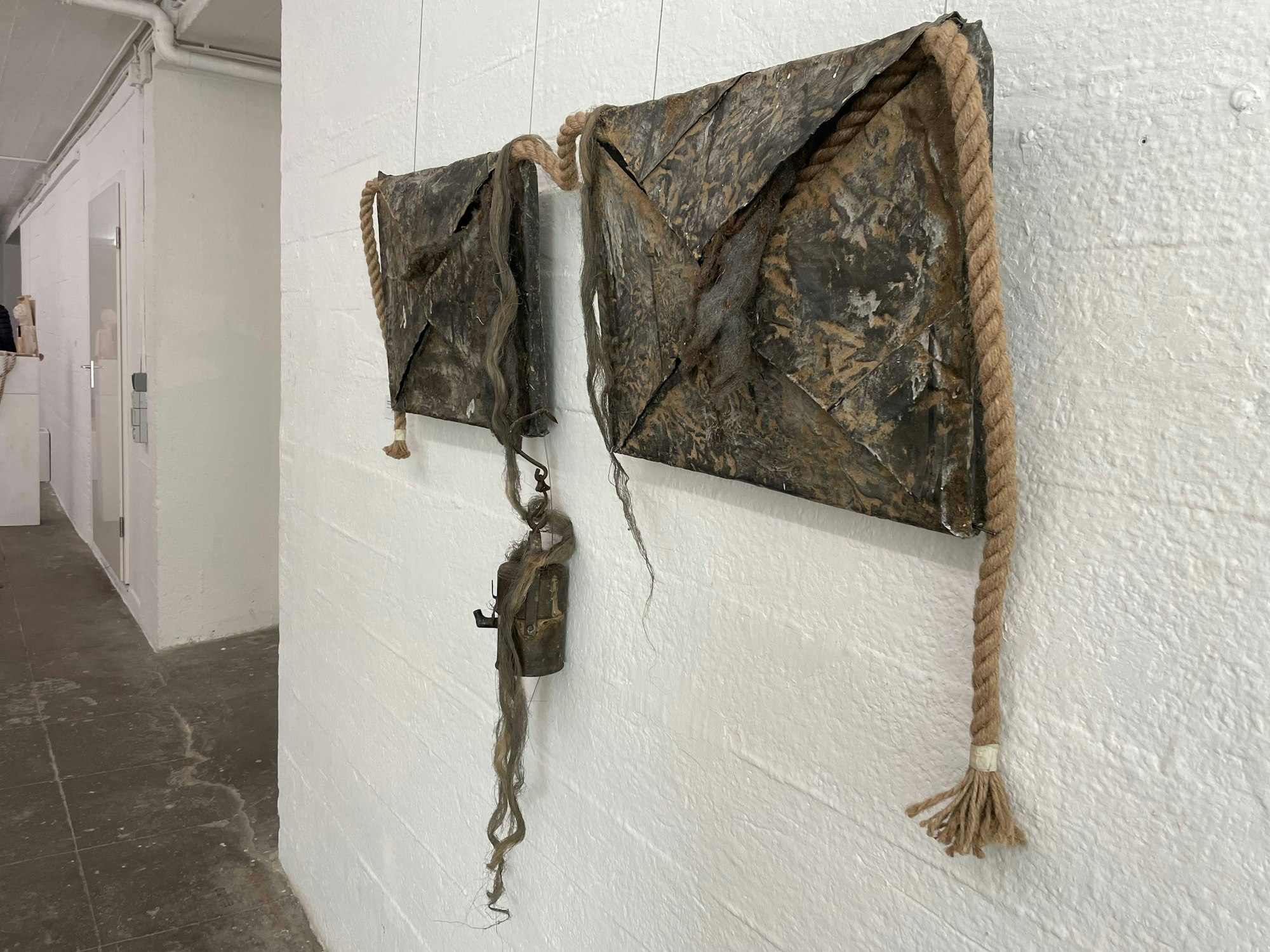 Jürgen Dehniger beschäftigt sich in seinem Werk mit dem Holocaust.