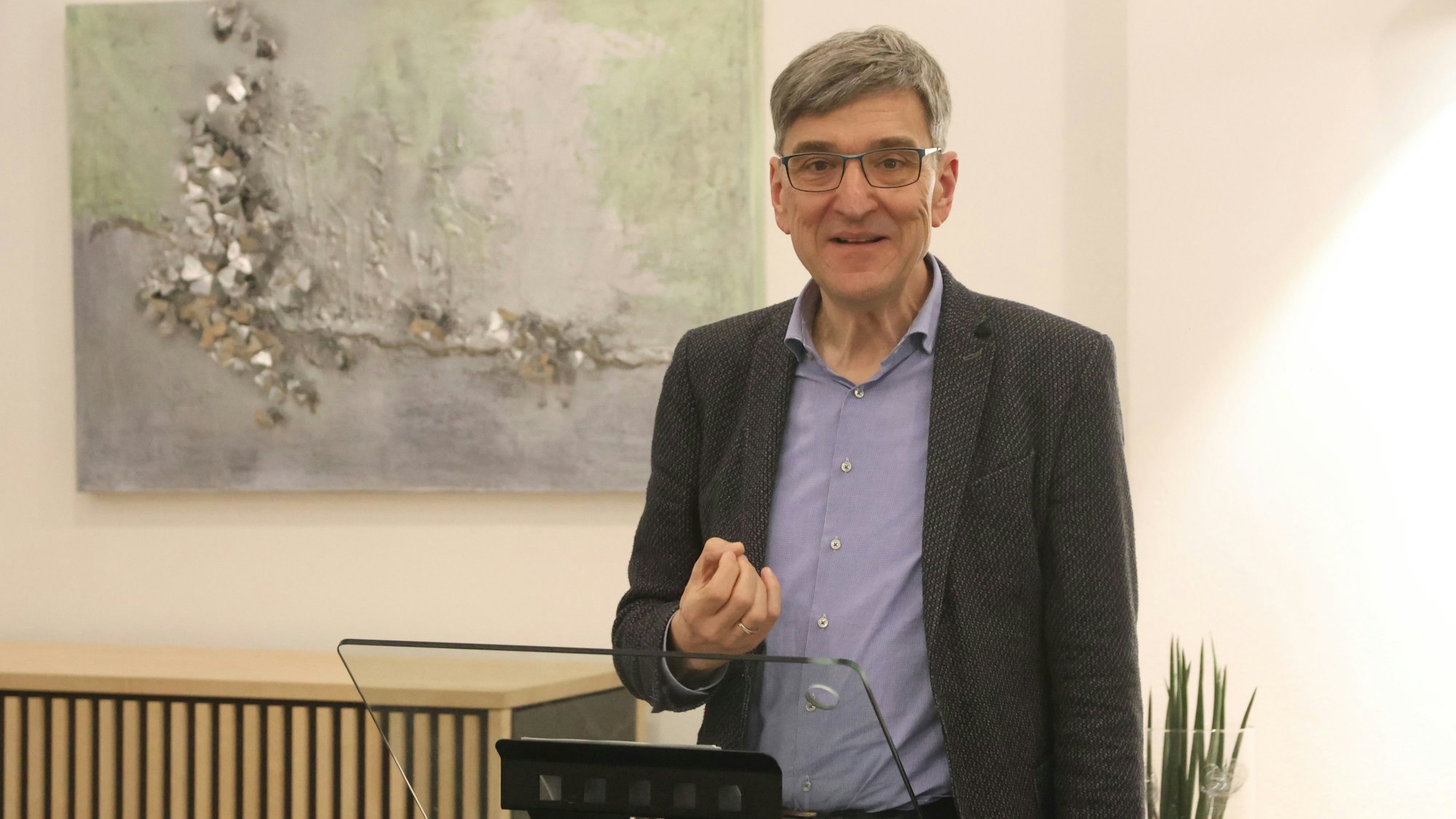 Professor Michael Bongardt