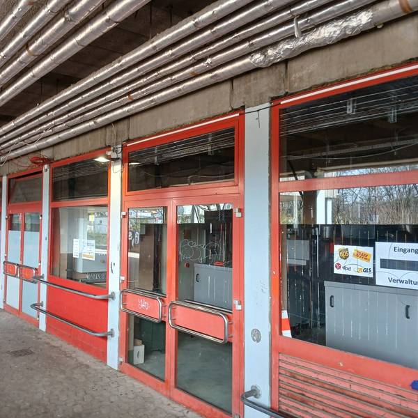 Schulzentrum Neuenhof, Mensagebäude