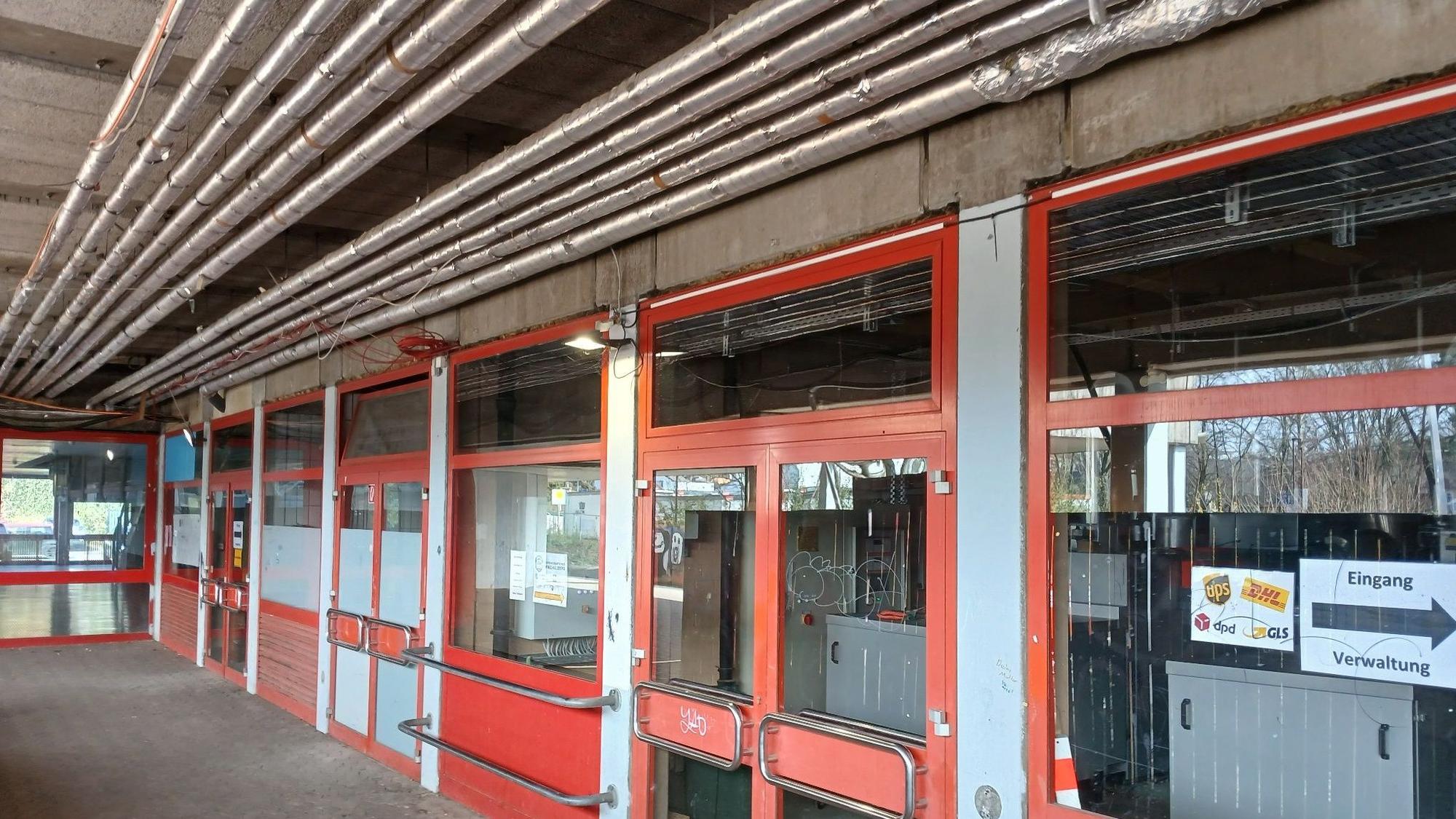 Schulzentrum Neuenhof, Mensagebäude