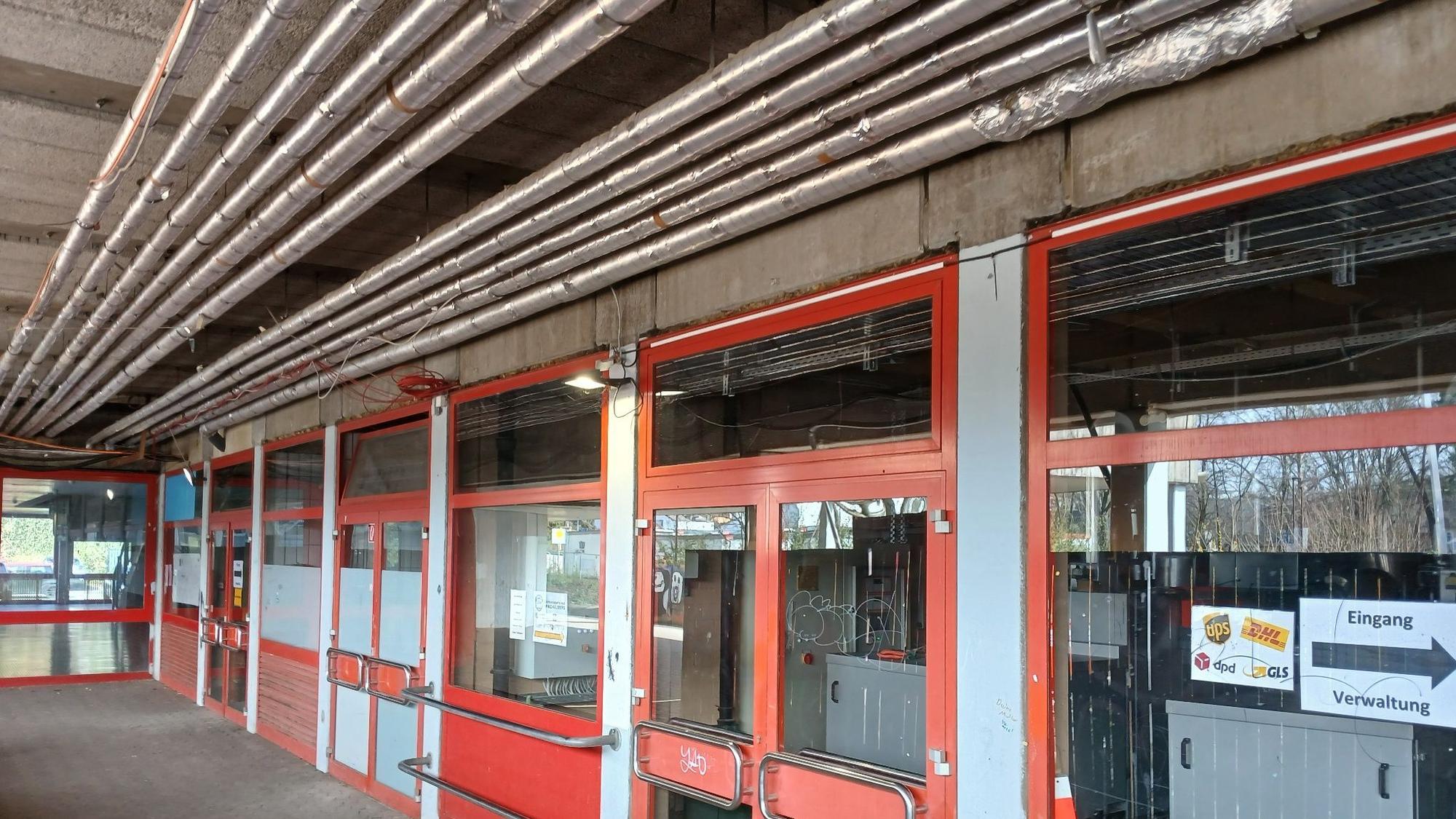 Schulzentrum Neuenhof, Mensagebäude