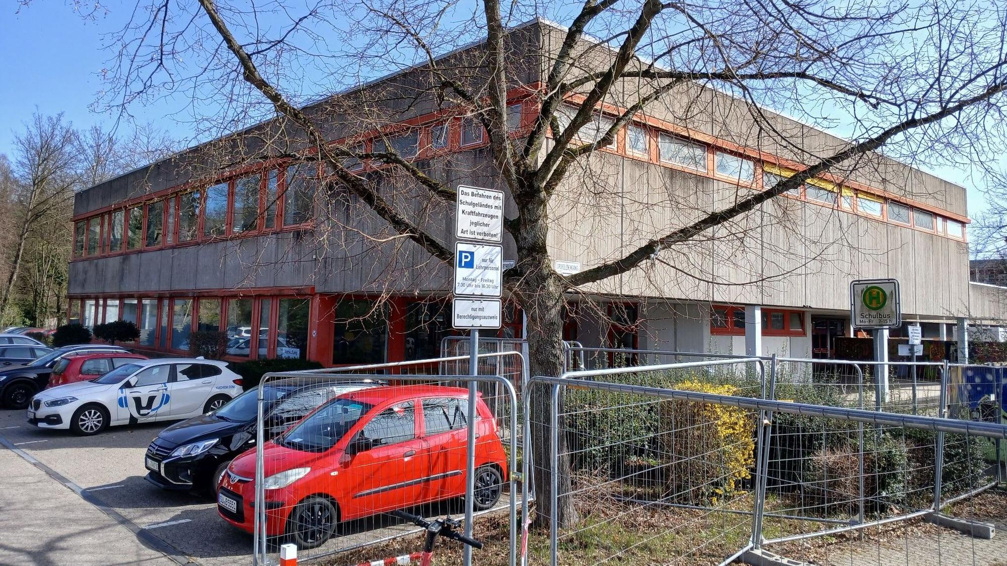 Um die Nutzung des Mensagebäudes entbrennt neuer Streit.