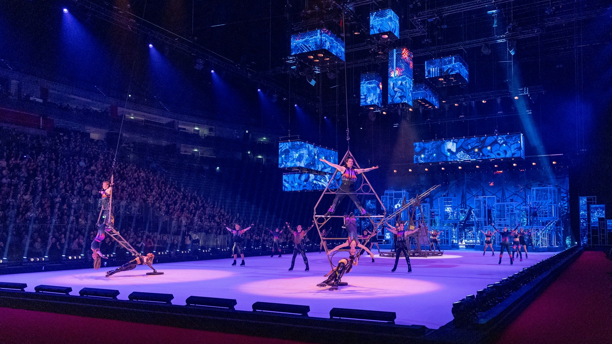 21.03.2025
Köln:
Premiere der Show „HOLIDAY ON ICE – HORIZONS” in der Lanxess Arena.
Foto: Martina Goyert