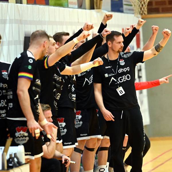 21.03.2025, Handball-Tus Opladen-Bergische Panther
rechts: TR: Stefan Scharfenberg (Opladen)
Foto: Uli Herhaus