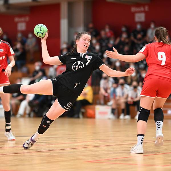 Handball I Final 4 DM I TSV Bayer 04 Leverkusen - SG BBM Bietigheim I 05.06.2021 Wurf durch Lea Flohr 7, TSV Bayer Leverkusen *** Handball I Final 4 DM I TSV Bayer 04 Leverkusen SG BBM Bietigheim I 05 06 2021 Throw by Lea Flohr 7, TSV Bayer Leverkusen Copyright: xBEAUTIFULxSPORTS/Schlikisx