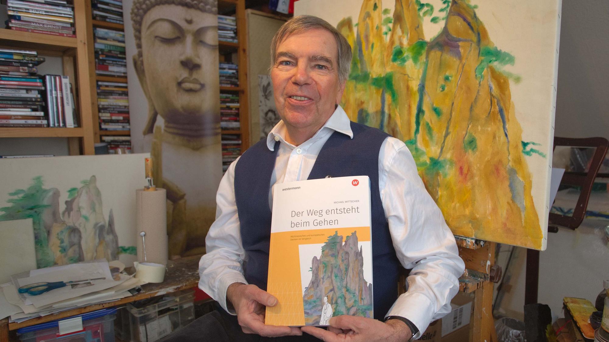 Das Foto zeigt Michael Wittschier, Experte für
daoistische Philosophie.