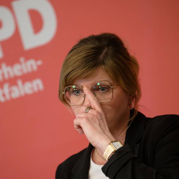 Sarah Philipp, Vorsitzende der SPD Nordrhein-Westfalen, gibt ein Pressestatement ab.