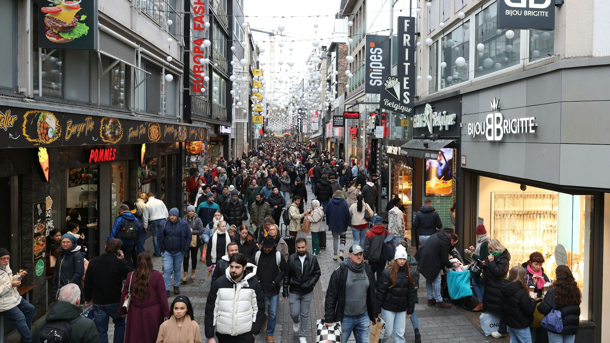 Blick in die Hohe Straße