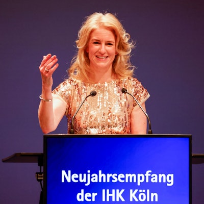 09.01.2025
Köln, NRW
Nicole Marianne Grünewald, Präsidentin der IHK Köln, spricht beim Neujahrsempfang der IHK Köln in der Flora.
+++ NO MODEL RELEASE +++
+++ No Property Release +++
Ab dem Zeitpunkt der ordnungsgemäßen Lieferung des Bildmaterials durch den Urheber ist der Bildnutzer für dessen sachgemäße Verwendung verantwortlich. Der Bildnutzer trägt die Verantwortung für die Betextung sowie die sich aus der konkreten Veröffentlichung ergebenden Sinnzusammenhänge. © Thomas Banneyer