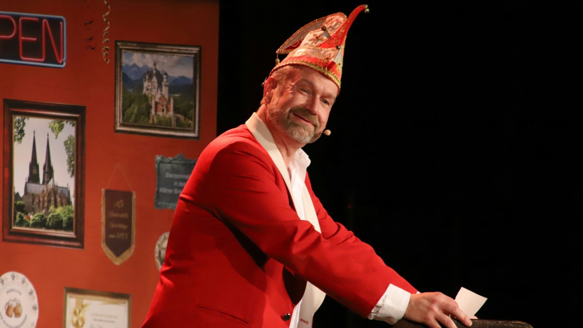 Volker Weininger stellt im Kur-Theatr sein neues Programm vor.