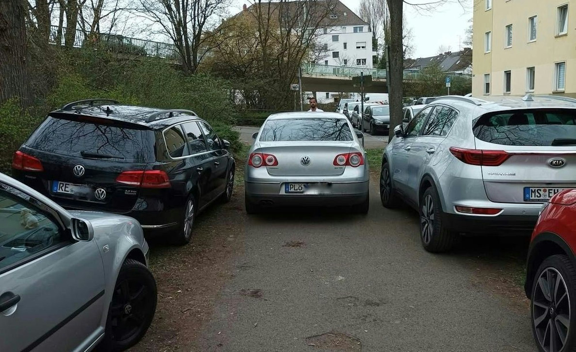 Rund um die Deutzer Werft und vor allem in den Seitenstraßen wurde am Samstag wild geparkt.
