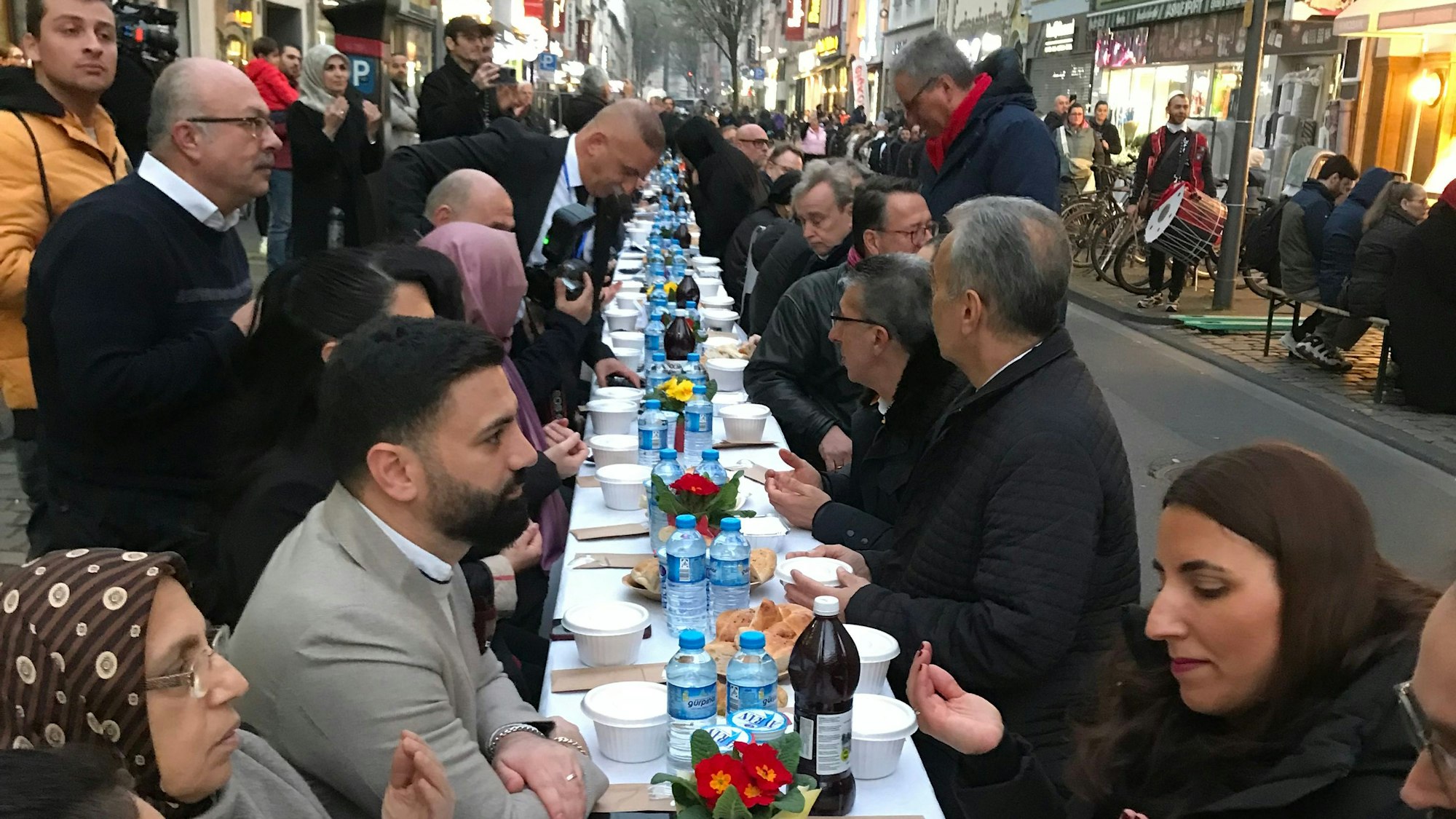Fastenbrechen im Ramadan der IG Keupstraße am 26.03.2025