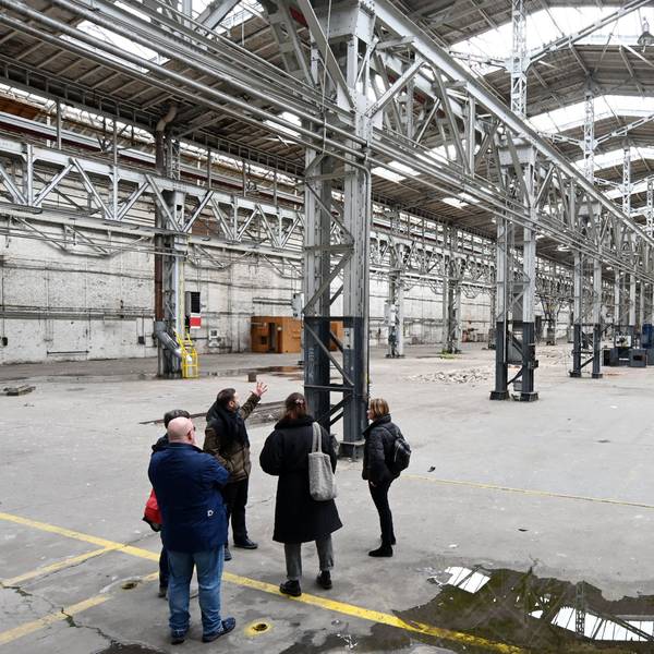 Die zusammenhängenden Hallen Kalk Nummer 70 (linke Bildseite) und 71: Hier soll das neue Migrationsmuseum entstehen.