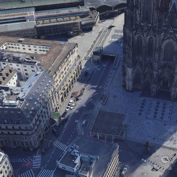 Der am meisten genutzte Weg über die Domplatte soll laut Plänen der Stadt für mehr als ein Jahr gesperrt werden.