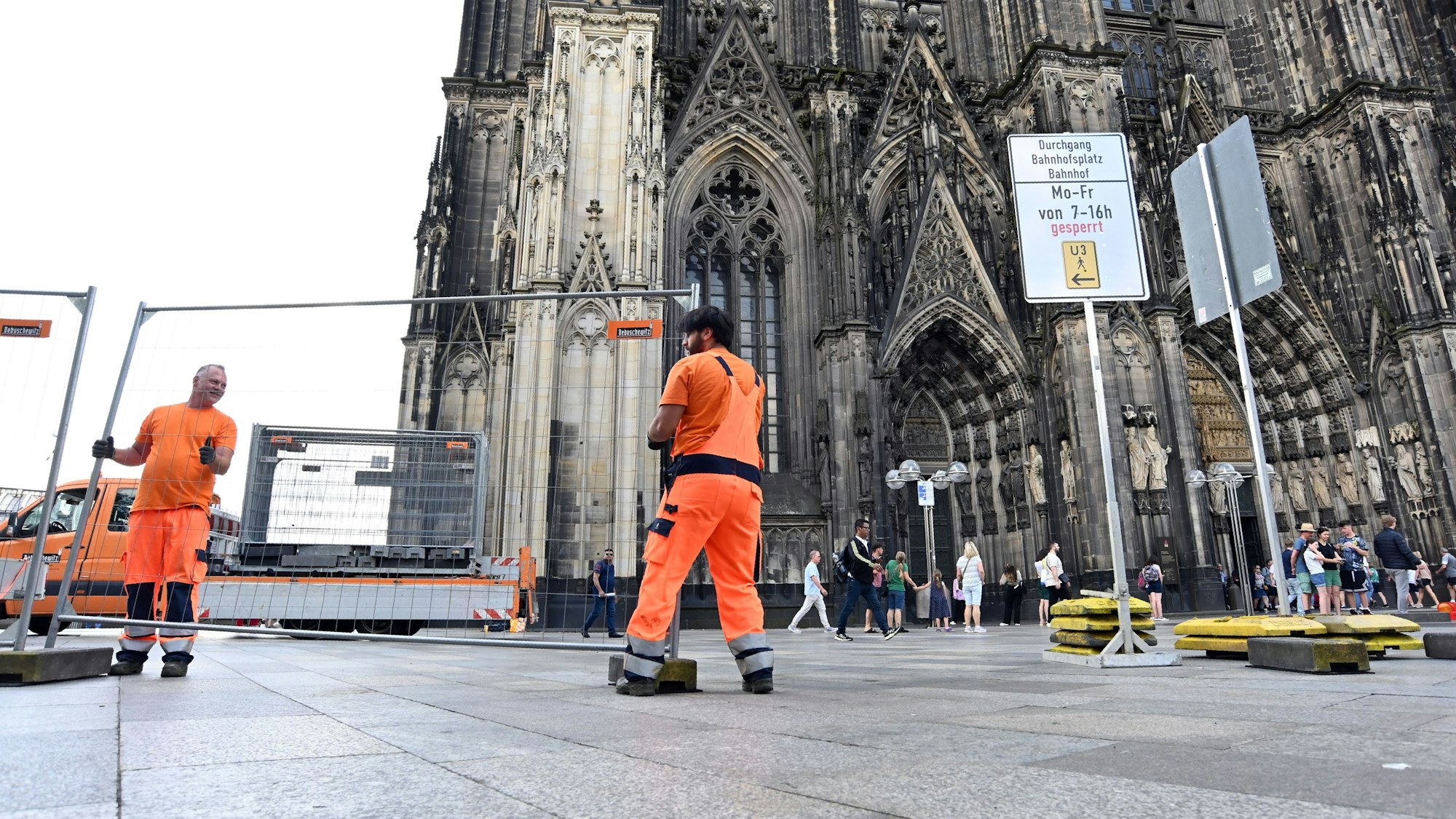 Teile der Domplatte waren im Vorjahr wegen Arbeiten am Nordturm gesperrt.