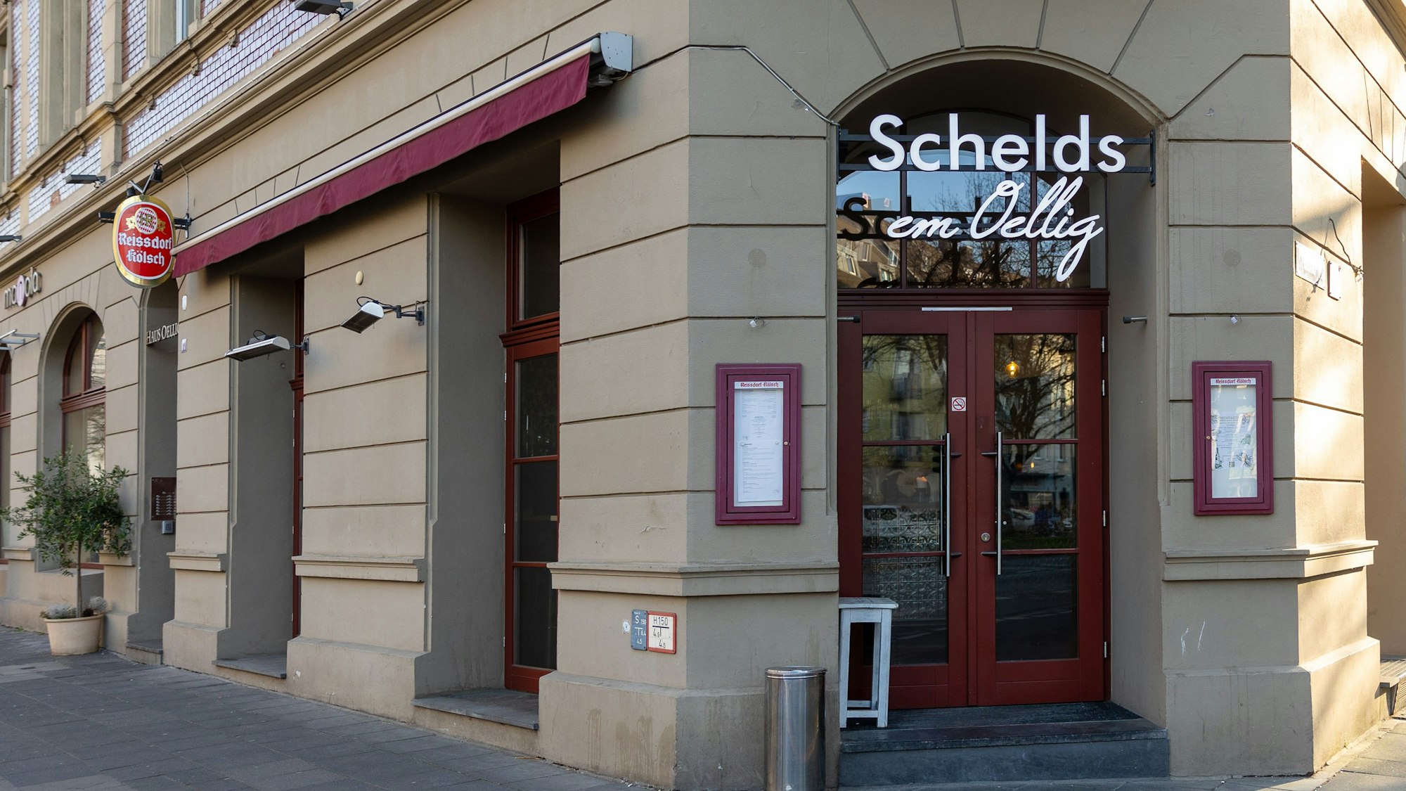 Der Eingang zum Schelds em Oellig. Hier wird feinbürgerlich gekocht. (Archivbild)