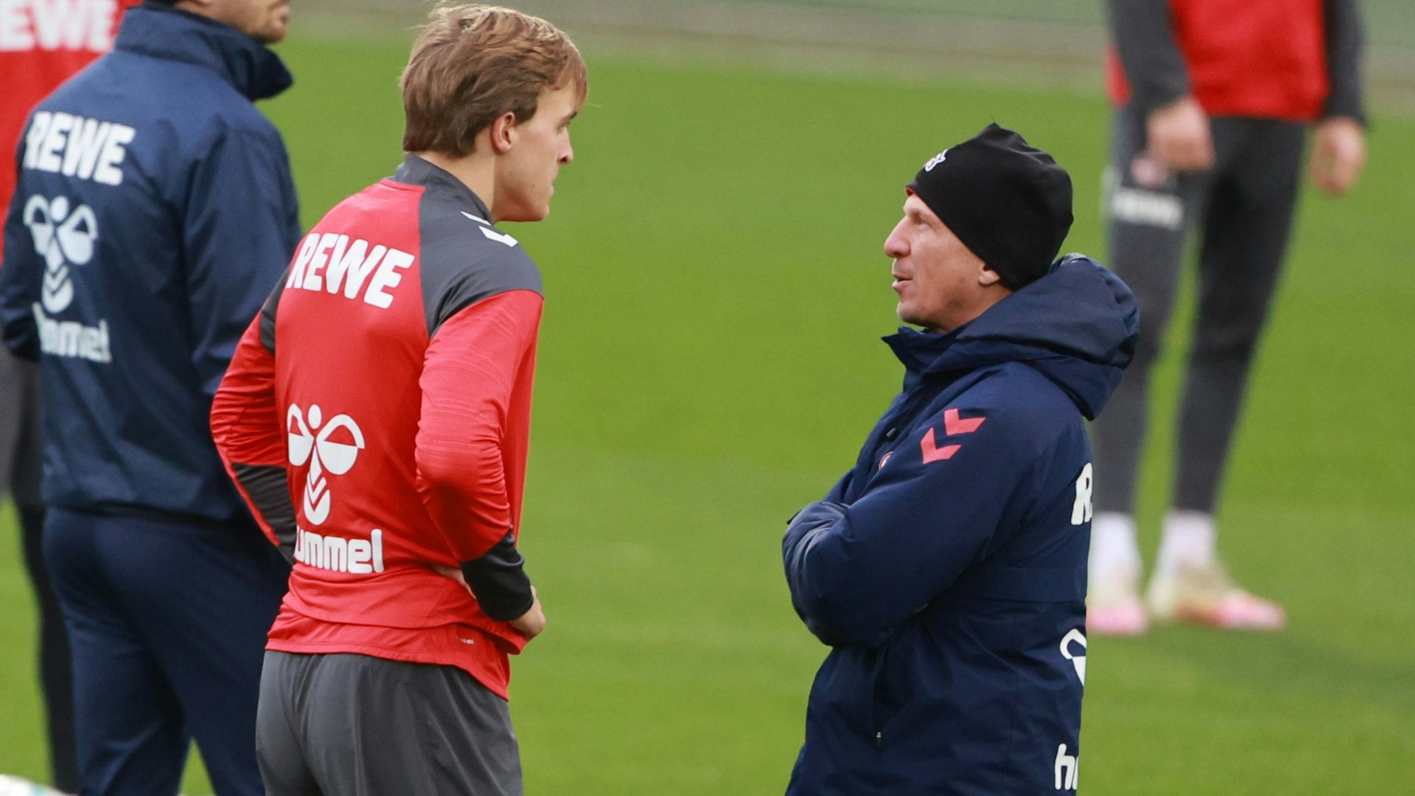 Gerhard Struber muss in Paderborn ohne seinen Kapitän Timo Hübers auskommen.