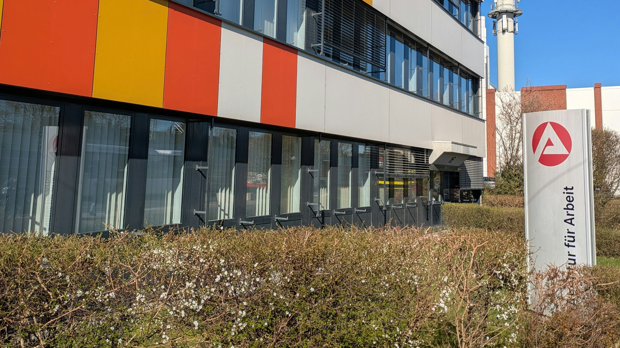 Das Gebäude der Arbeitsagentur in Wiesdorf