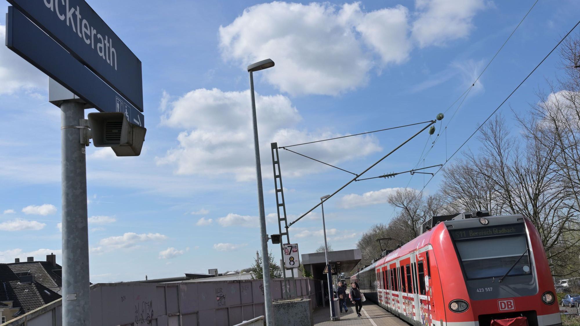 Das Foto zeigt den S-Bahnhof Duckterath