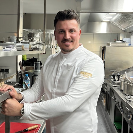 Joshua Tepner ist Küchenchef des neuen Restaurants „The Dutch“ in Köln-Junkersdorf