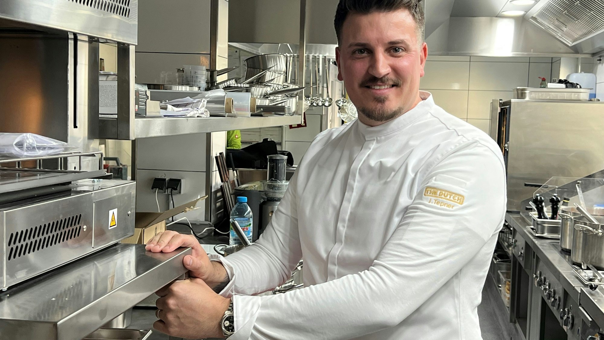 Joshua Tepner ist Küchenchef des neuen Restaurants „The Dutch“ in Köln-Junkersdorf