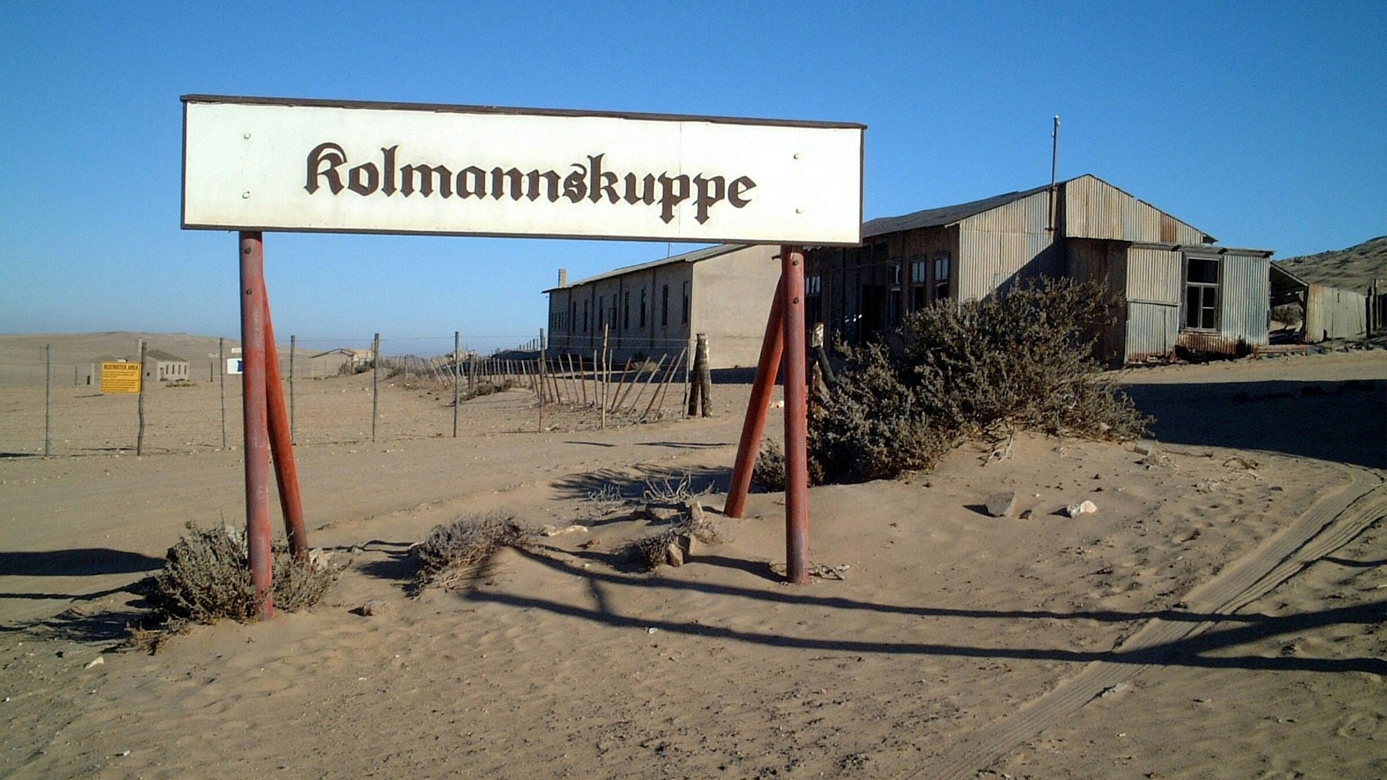 Das Schild vor der Geisterstadt Kolmanskop.