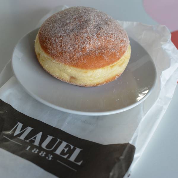 Die Bäckerei Mauel wurde bereits 1883 gegründet und war mit dutzenden Filialen im Rheinland vertreten.