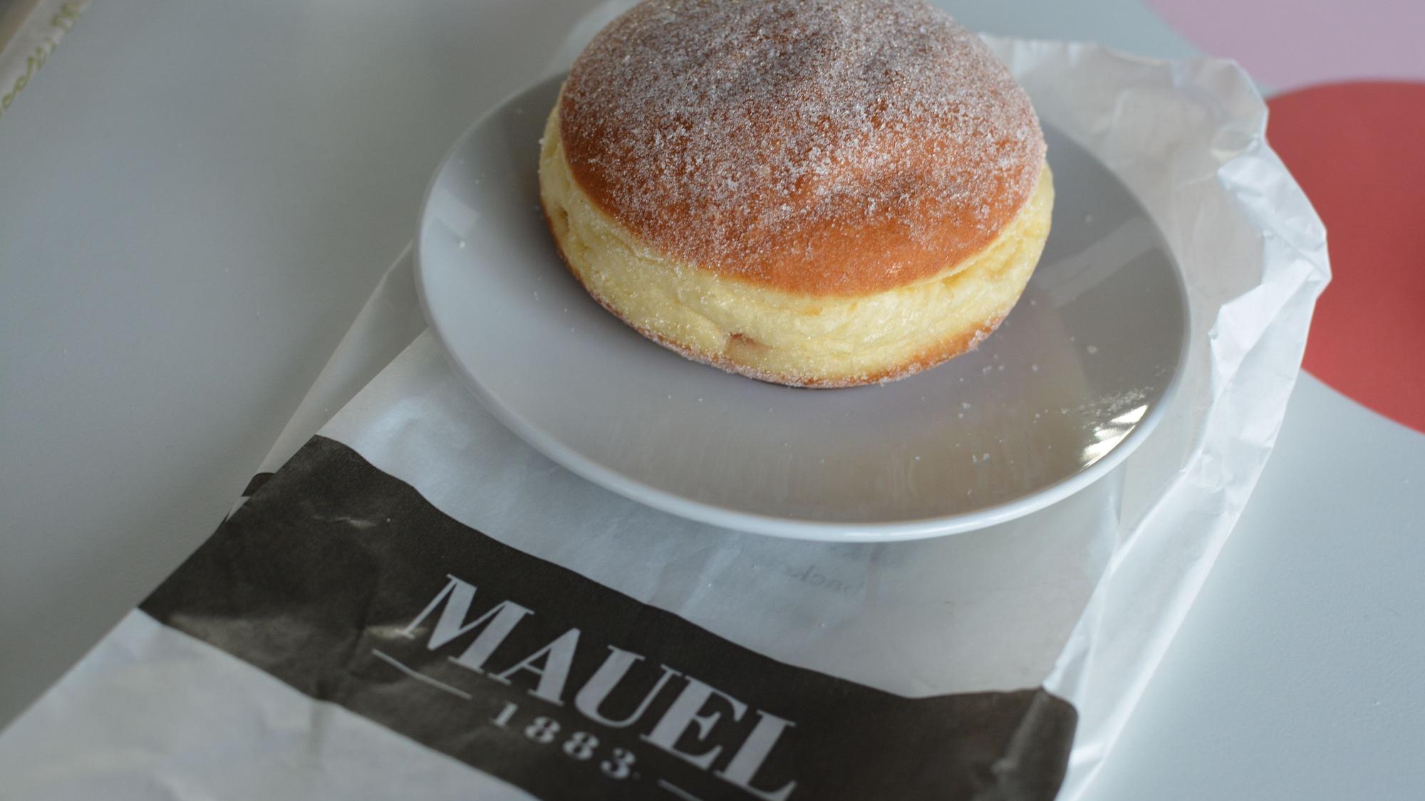 Die Bäckerei Mauel wurde bereits 1883 gegründet und war mit dutzenden Filialen im Rheinland vertreten.