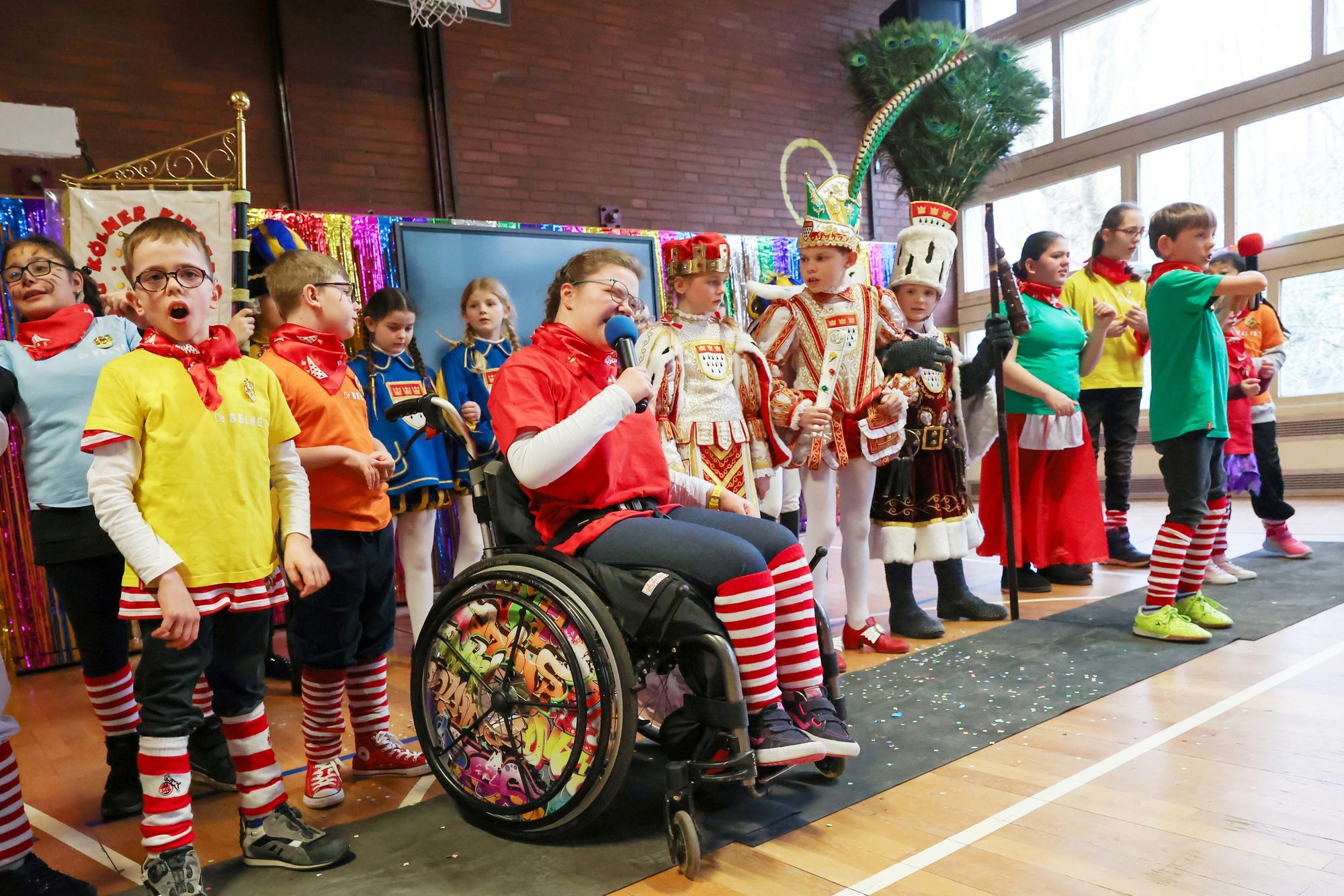 Kinderdreigestirn und Belve Pänz an der LVR-Förderschule Belvedere