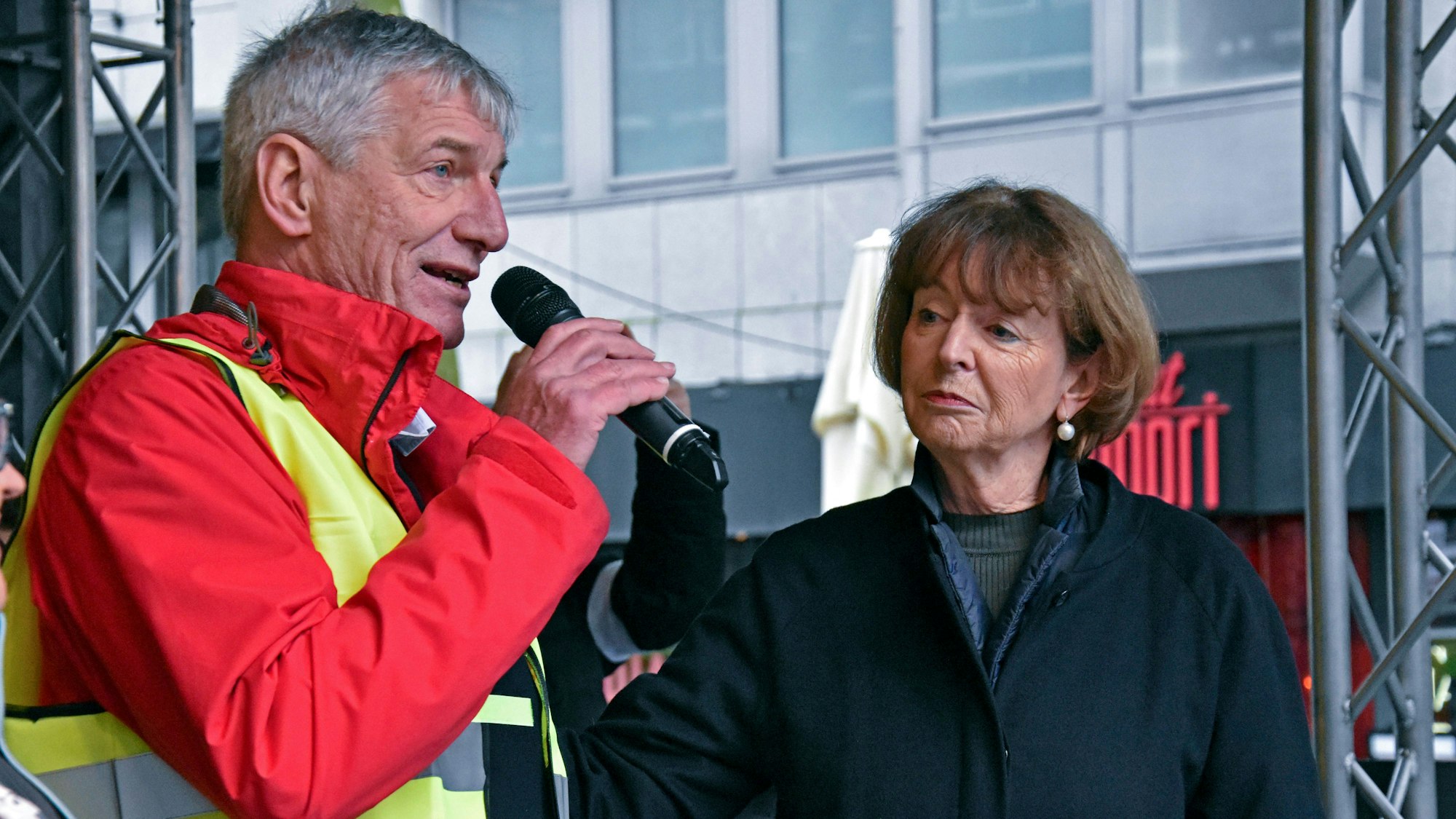 Laut für Demokratie - Großdemo in Köln *** according to for Democracy Major demonstration in Cologne 1103100321